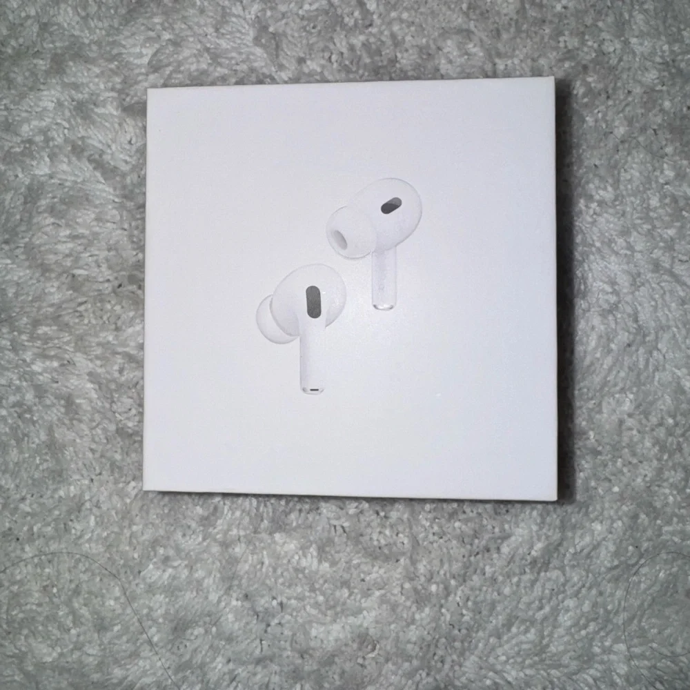 Apple White AirPods Pro Wireless Headset